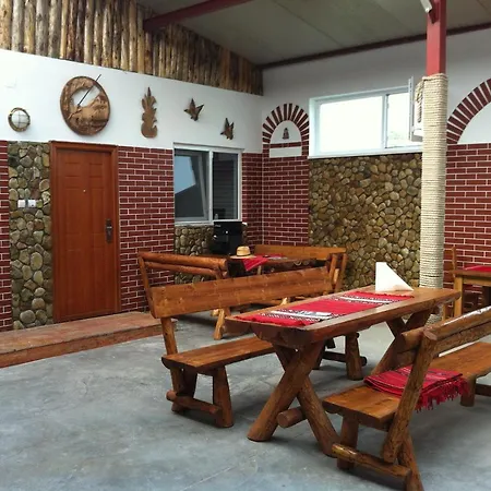 Casa Lotca 茹里洛夫卡